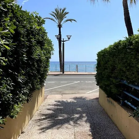 Lägenhet Fronte Mare Con Giardino Privato, Vicino Monaco