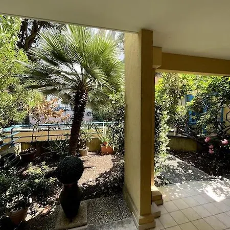 Fronte Mare Con Giardino Privato, Vicino Monaco